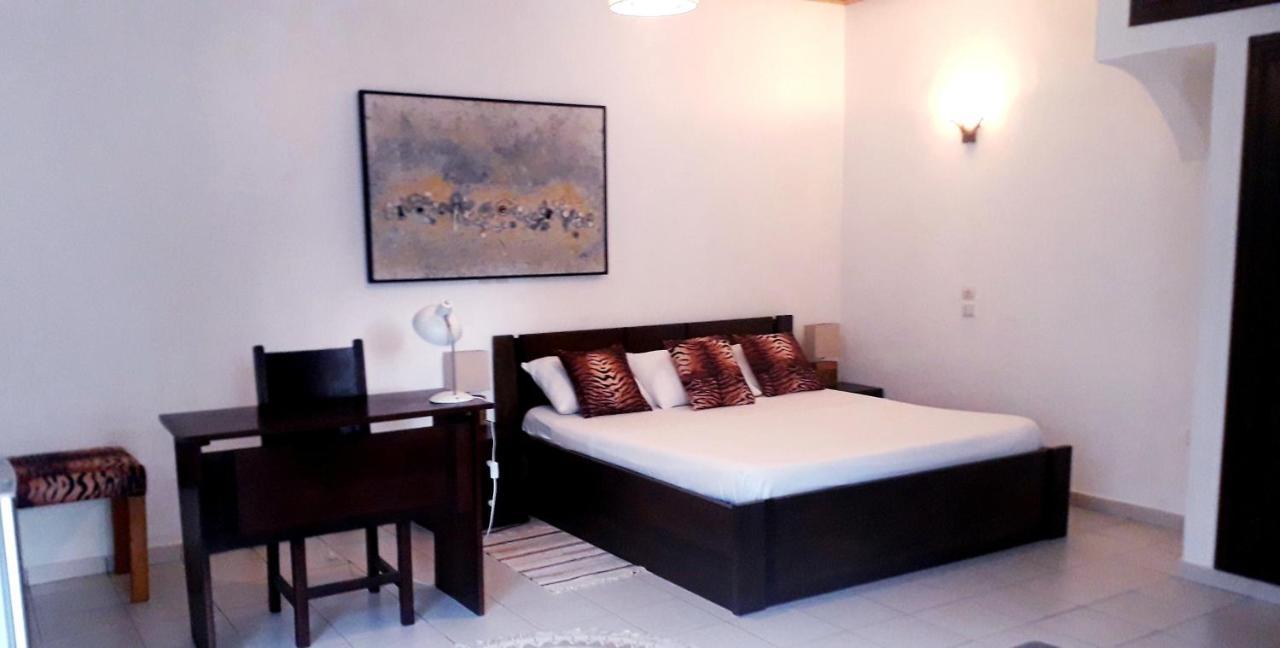 L'Epicurien Bed and Breakfast Cotonou Esterno foto